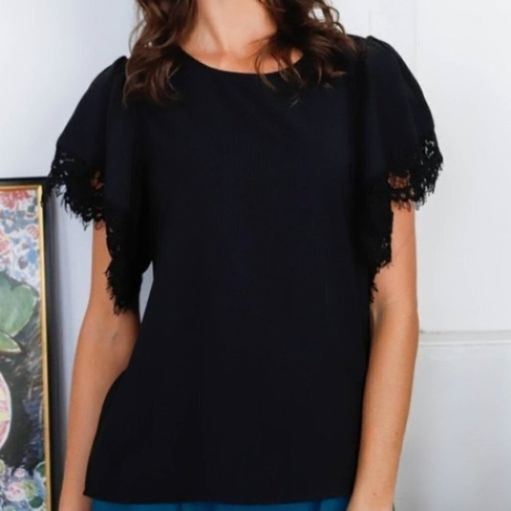 modern Black Lace Trim Detail Flowy Short Puff Sle
